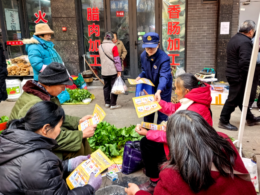【文明进行时】劝导整治双发力 织密消防安全 “防护网”